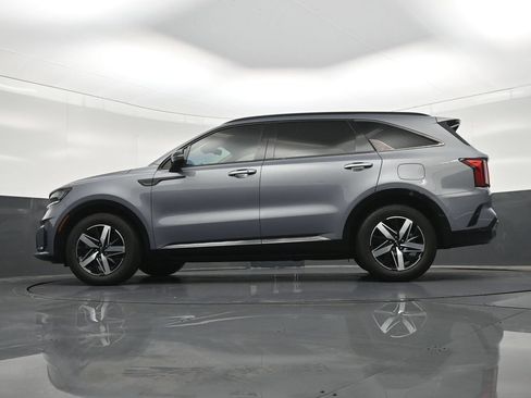Used 2023 Kia Sorento S FWD image 26