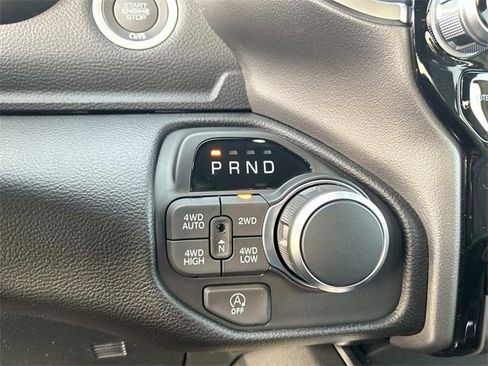 New 2026 RAM 1500 4x4 Crew Cab image 10