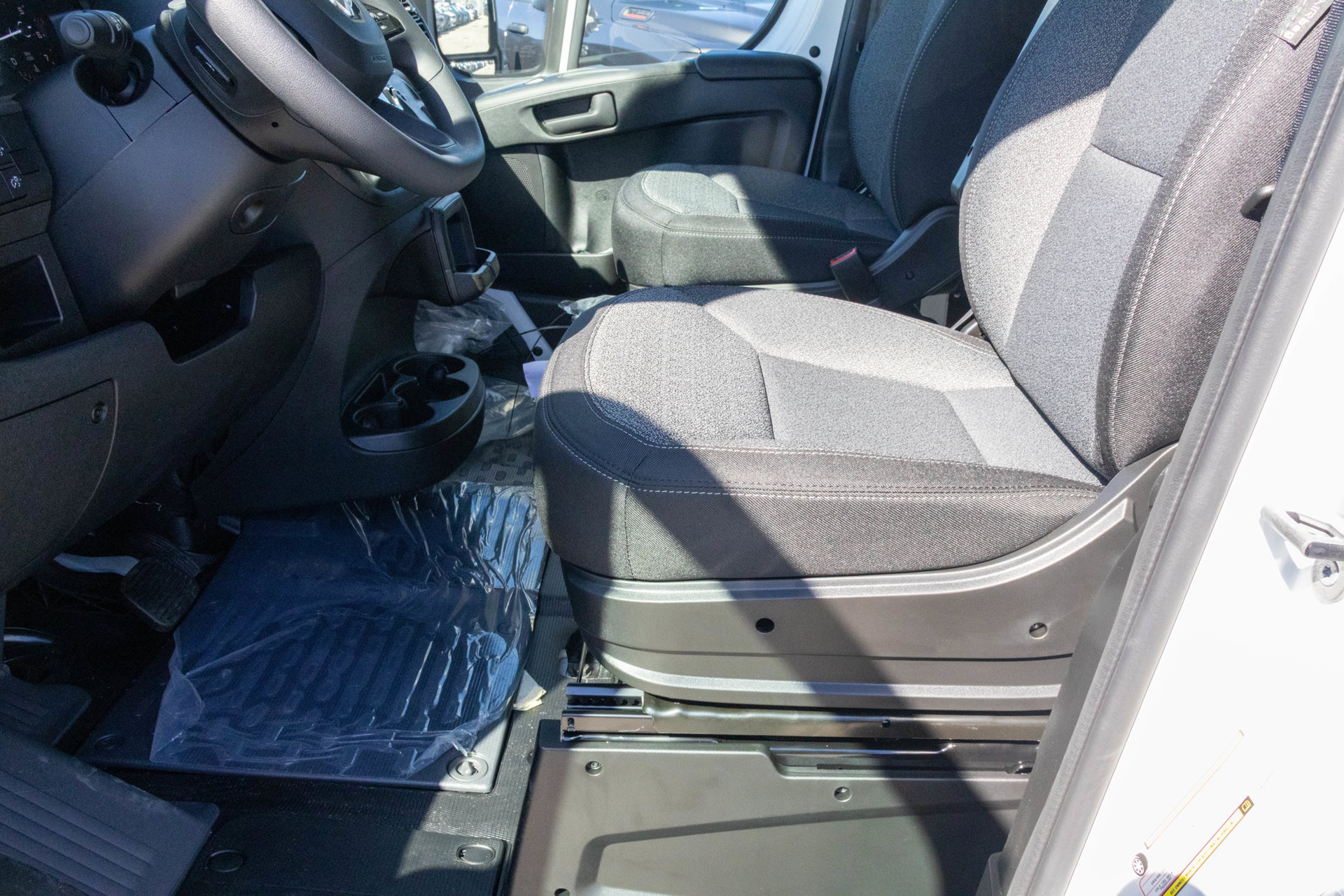 New 2027 RAM ProMaster 2500 FWD image 5