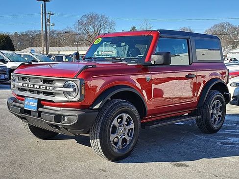 Used 2024 Ford Bronco Big Bend image 3