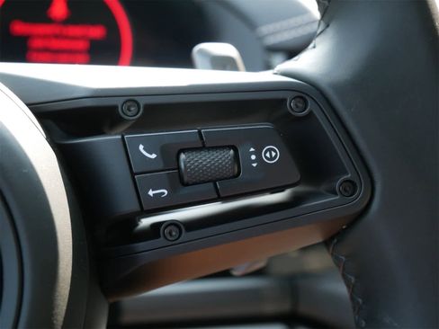 New 2025 Porsche Panamera 4 image 16