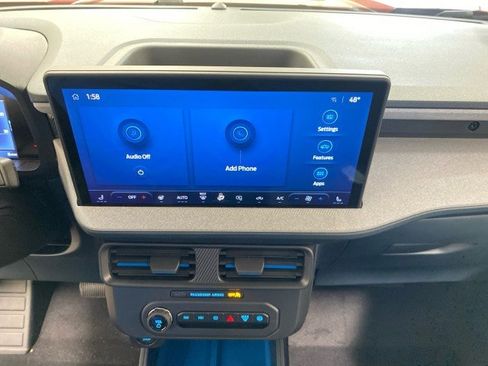 New 2025 Ford Maverick XLT w/ XLT Luxury Package image 22