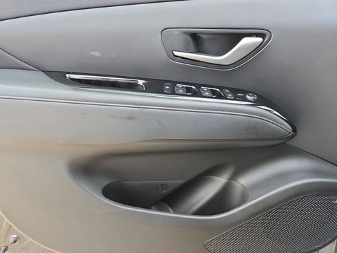 Used 2023 Hyundai Tucson Limited FWD image 15