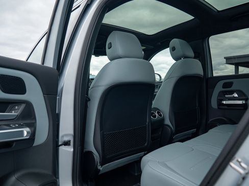 Certified 2026 Mercedes-Benz GLB 250 4MATIC image 18