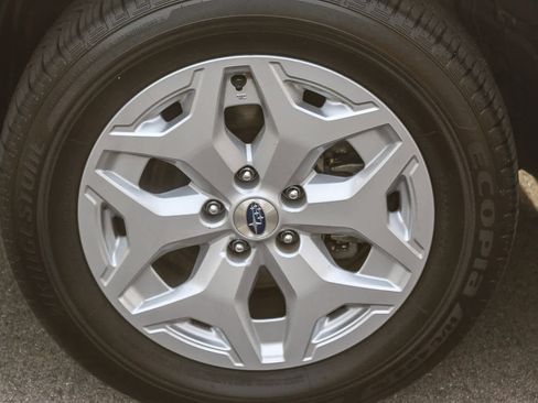 Used 2023 Subaru Forester image 10