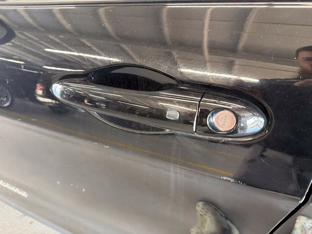 Used 2018 Jeep Cherokee Limited AWD/4WD image 8