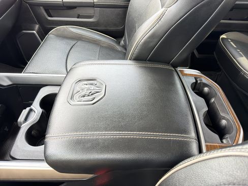 Used 2024 RAM 3500 Laramie image 28