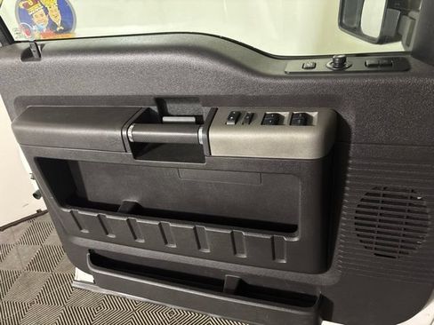 Used 2016 Ford F250 Lariat w/ Lariat Ultimate Package AWD/4WD image 16