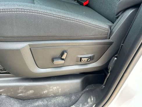 New 2025 RAM 2500 Big Horn image 12