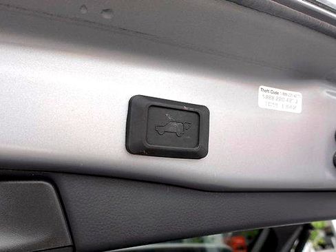 Certified 2021 Toyota RAV4 XLE w/ Convenience Package AWD/4WD image 25