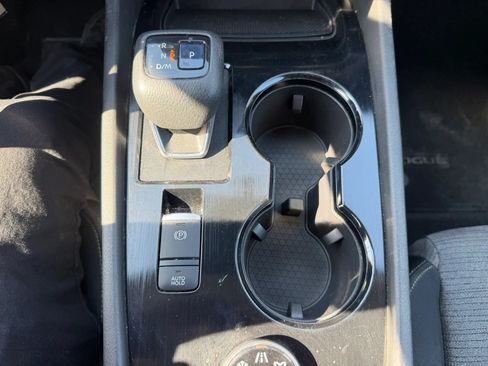 Used 2021 Nissan Rogue S AWD/4WD image 21