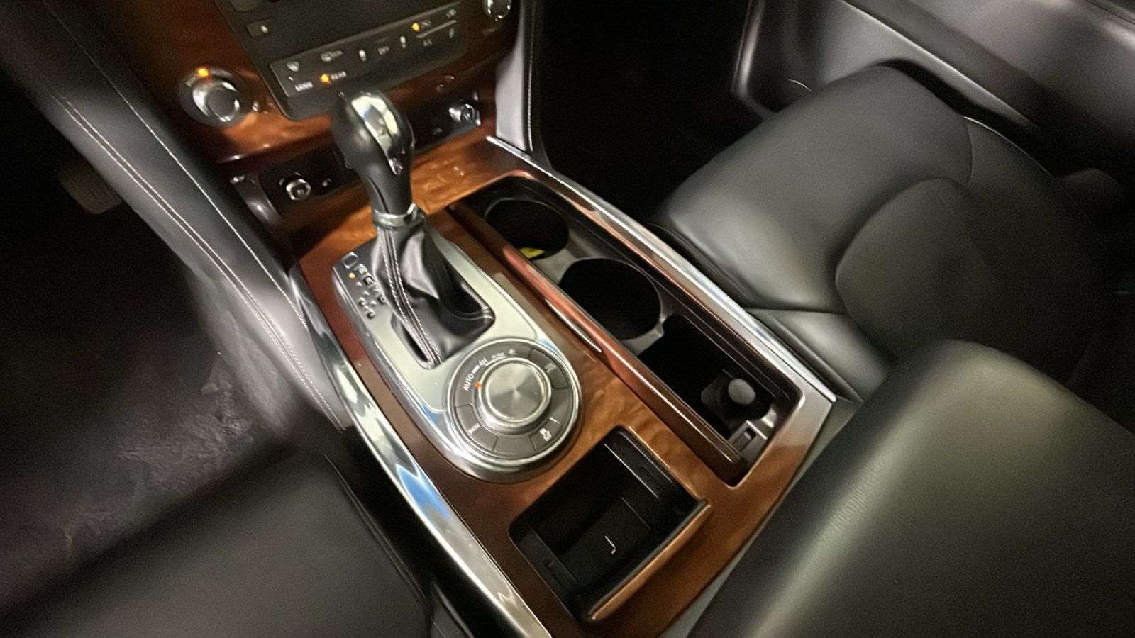 Used 2017 INFINITI QX80 4WD image 23