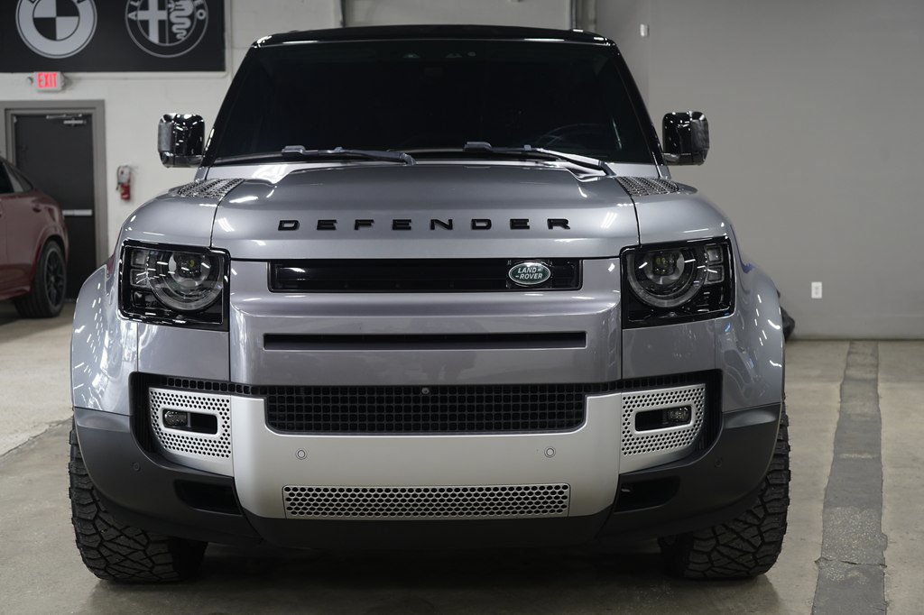 Used 2023 Land Rover Defender 110 S AWD/4WD image 8