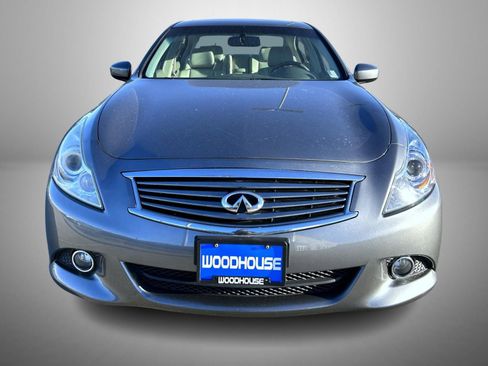 Used 2013 INFINITI G37 x w/ Premium Pkg image 2