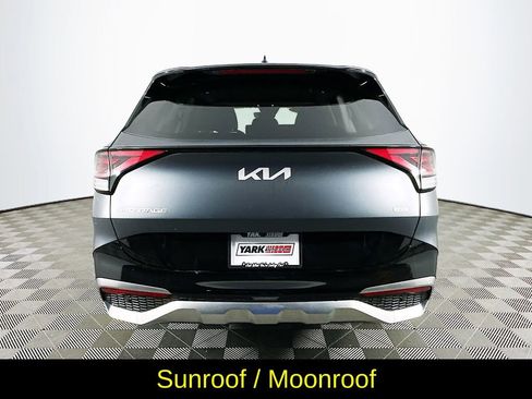 Used 2025 Kia Sportage SX Prestige image 9