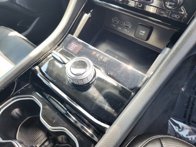 Used 2023 Jeep Grand Cherokee L Limited w/ Luxury Tech Group II AWD/4WD image 15