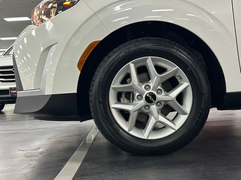 Used 2024 Kia Soul LX w/ Option Group 015 image 12