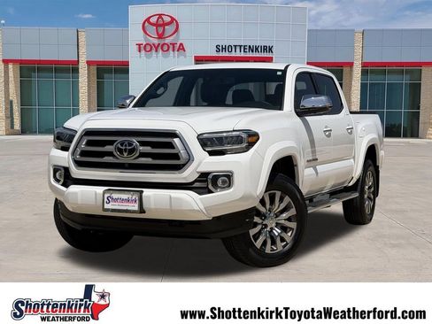 Used 2023 Toyota Tacoma Limited RWD image 1