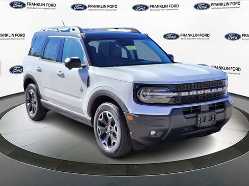 New 2025 Ford Bronco Sport Outer Banks w/ Outer Banks Tech Package+ image 7