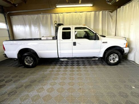 Used 2001 Ford F250 Lariat image 7