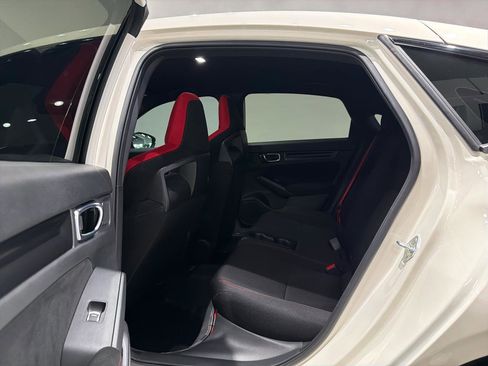 Used 2023 Honda Civic Type R image 22