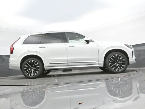 New 2026 Volvo XC90 B6 Ultra w/ Protection Package AWD/4WD image 36
