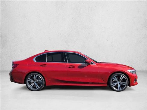 Used 2020 BMW 330i Sedan w/ Premium Package image 4