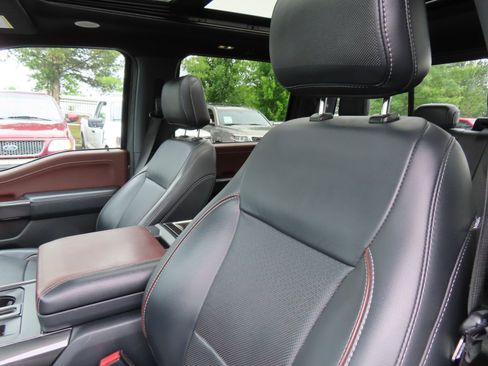 Used 2021 Ford F150 Lariat w/ Equipment Group 502A High AWD/4WD image 32