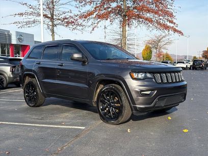 Used 2017 Jeep Grand Cherokee Altitude