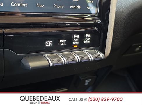Used 2024 RAM 2500 Laramie AWD/4WD image 19