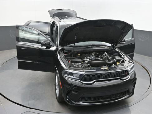 Used 2024 Dodge Durango GT image 35