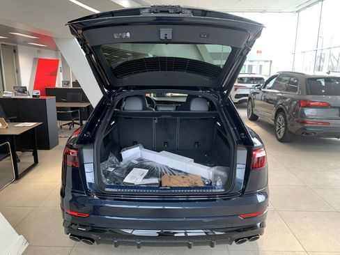 New 2026 Audi SQ8 Premium Plus image 25