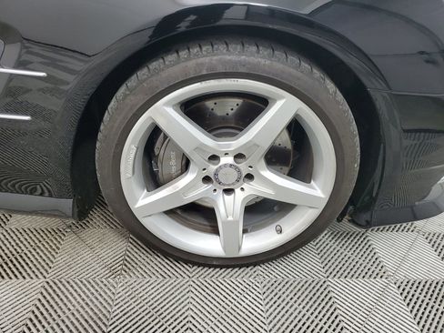 Used 2014 Mercedes-Benz SL 550 image 18