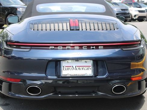 Used 2022 Porsche 911 Carrera S RWD image 5