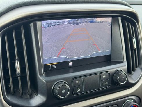 Used 2022 Chevrolet Colorado Z71 w/ Safety Package image 25