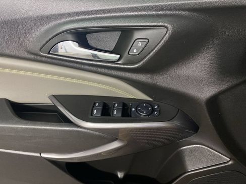 Certified 2025 Chevrolet Trax ACTIV w/ Driver Confidence Package FWD image 13