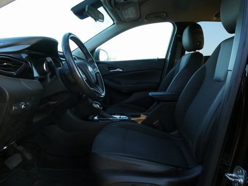 Used 2020 Buick Encore GX Preferred w/ Cold Weather Comfort Package image 25