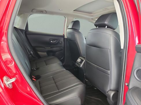 Used 2023 Honda HR-V EX-L image 18