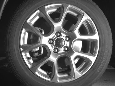 Used 2025 Jeep Compass Limited AWD/4WD image 12