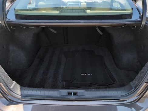 Used 2016 Nissan Altima 2.5 S w/ Power Driver Seat Package FWD image 9