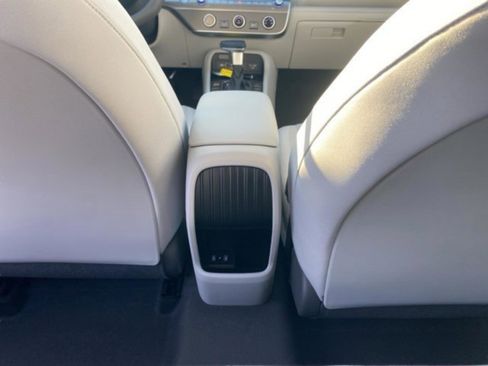 New 2026 Hyundai Kona SE FWD image 29