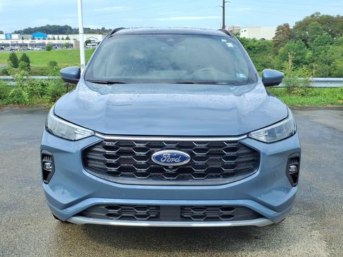 Certified 2024 Ford Escape ST-Line Select w/ Tech Pack #2 AWD/4WD image 2