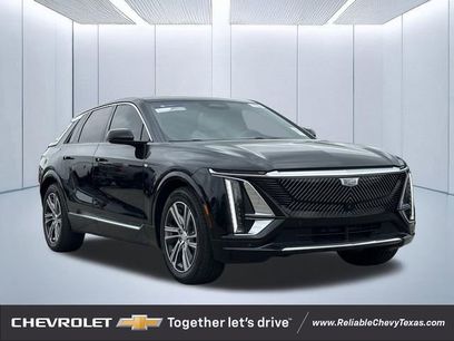 Used 2024 Cadillac Lyriq Luxury w/ LPO, Floor Liner Package
