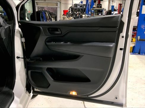 Used 2024 Honda Odyssey Sport image 22