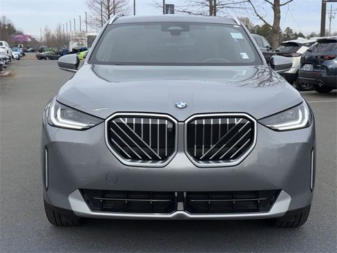 Used 2025 BMW X3 xDrive30i w/ Premium Package image 16