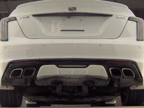 Used 2020 Cadillac CT5 V w/ Premium Package image 5