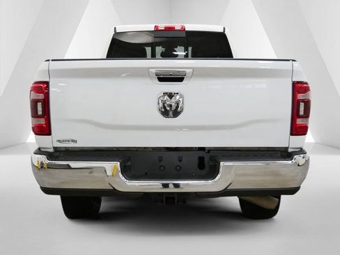 Used 2022 RAM 3500 Limited AWD/4WD image 6