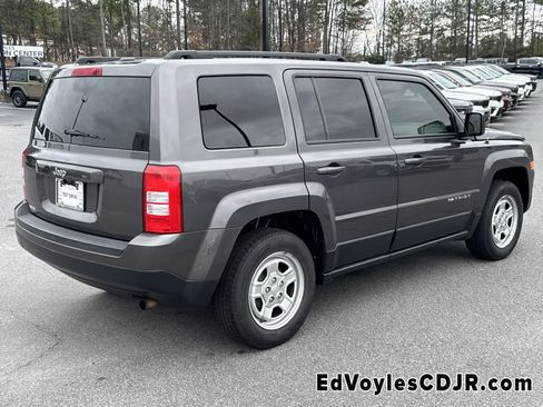 Used 2016 Jeep Patriot Sport w/ Power Value Group image 3