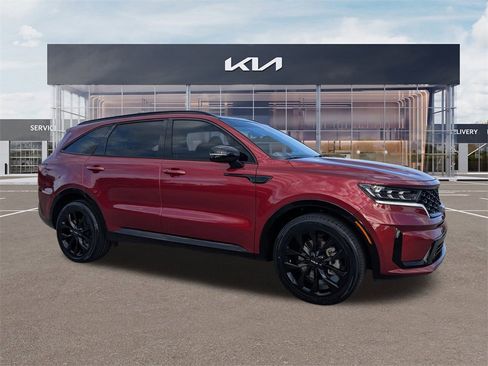Certified 2022 Kia Sorento SX image 2
