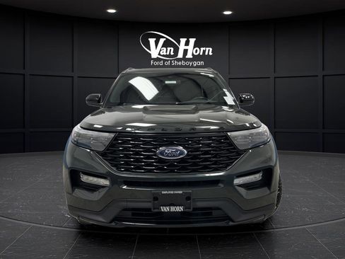 Used 2023 Ford Explorer ST-Line image 12